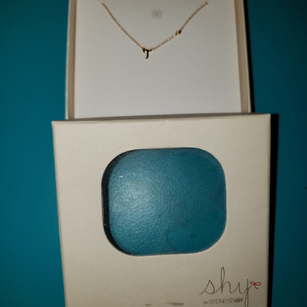 NIB Shy by Sydney Evan. Initial T necklace.
